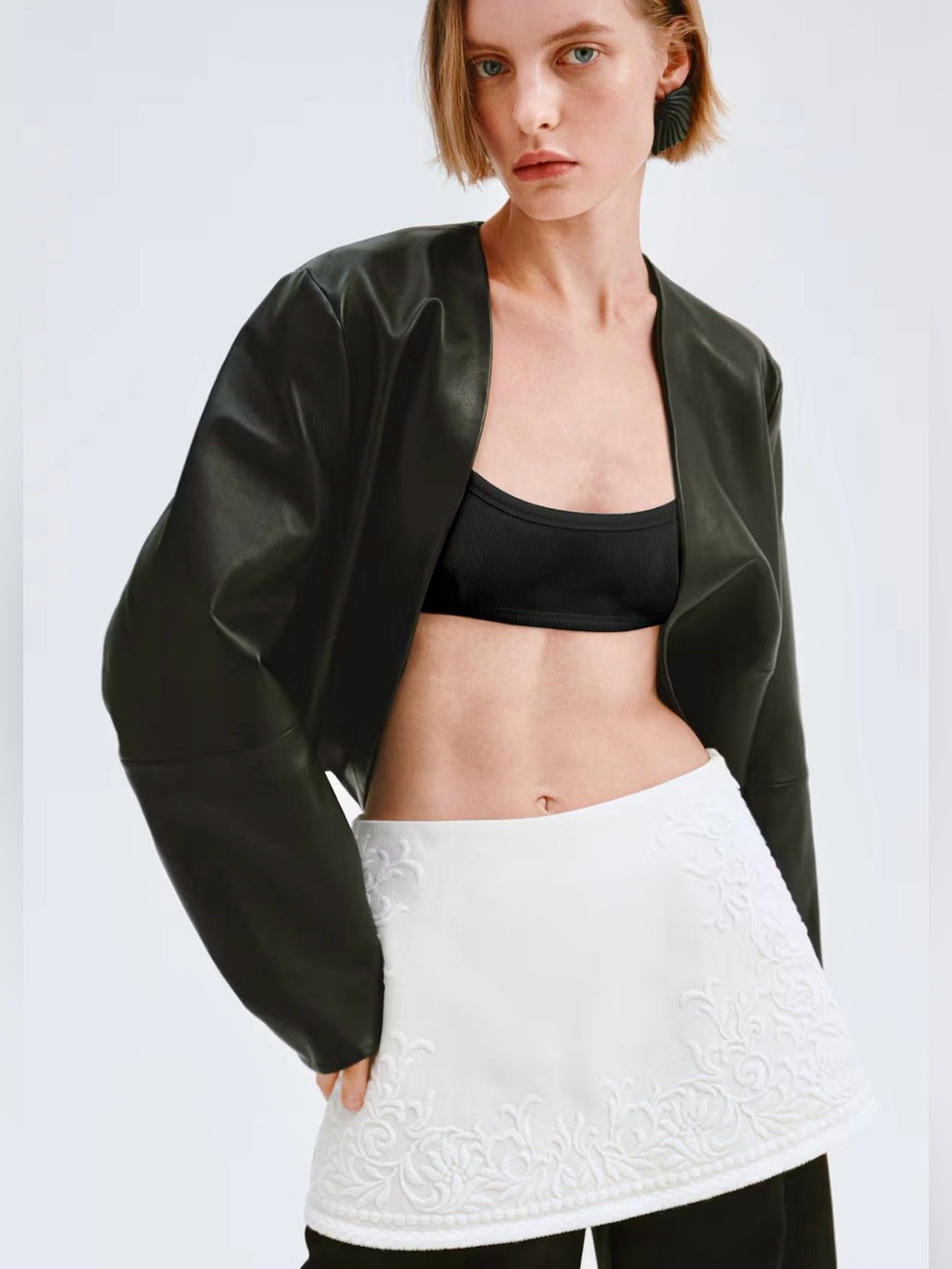 H&M EDITION 
NWT WHITE LINEN-BLEND MINI SKIRT SIZE 6